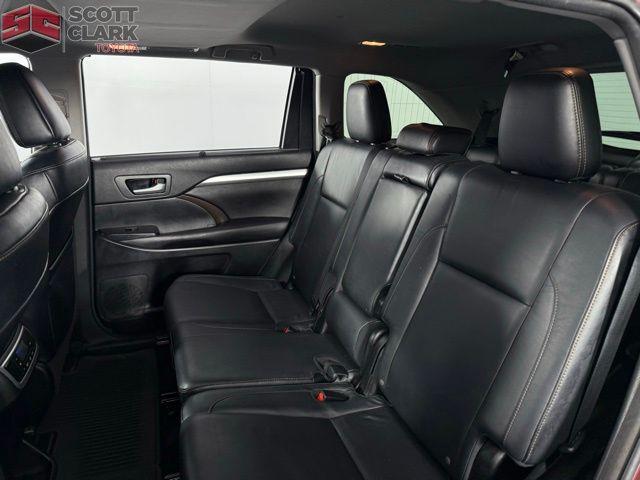 used 2016 Toyota Highlander car, priced at $20,021