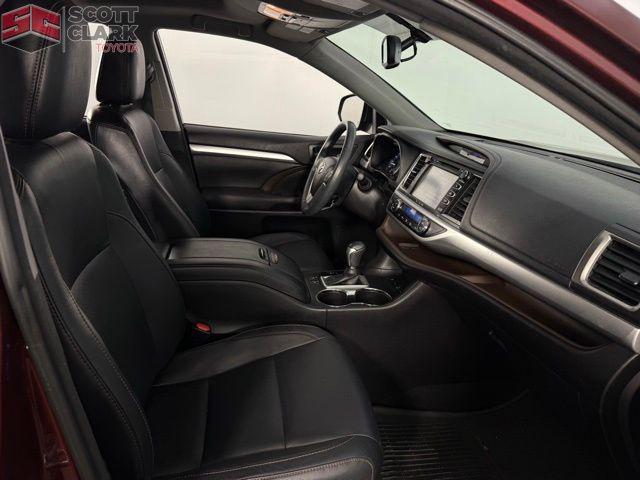 used 2016 Toyota Highlander car, priced at $20,021