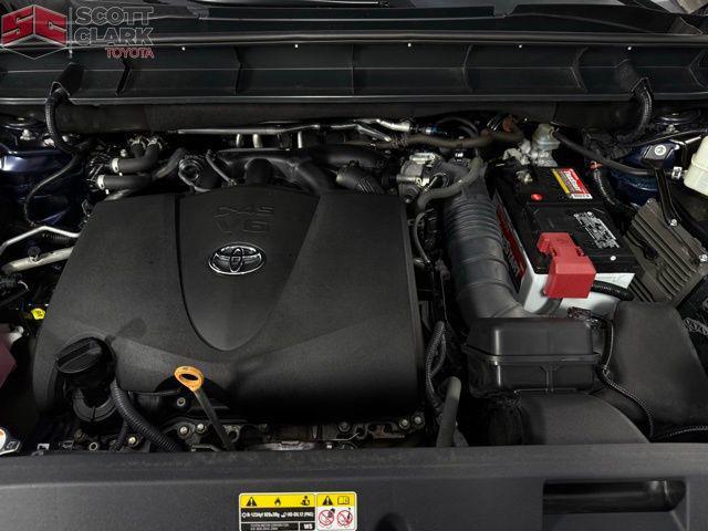 used 2020 Toyota Highlander car, priced at $29,827
