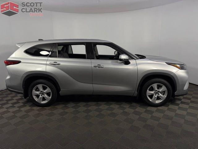 used 2022 Toyota Highlander car, priced at $29,703