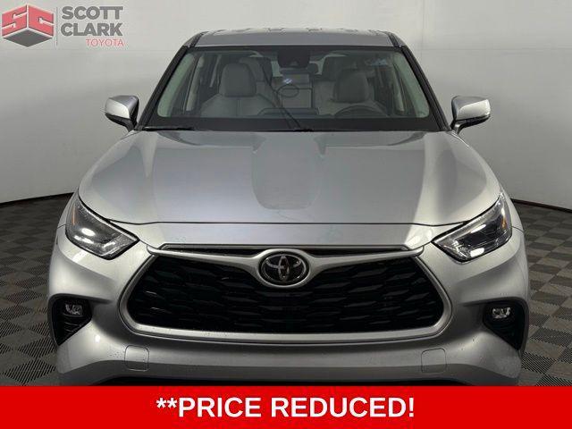 used 2022 Toyota Highlander car, priced at $29,703