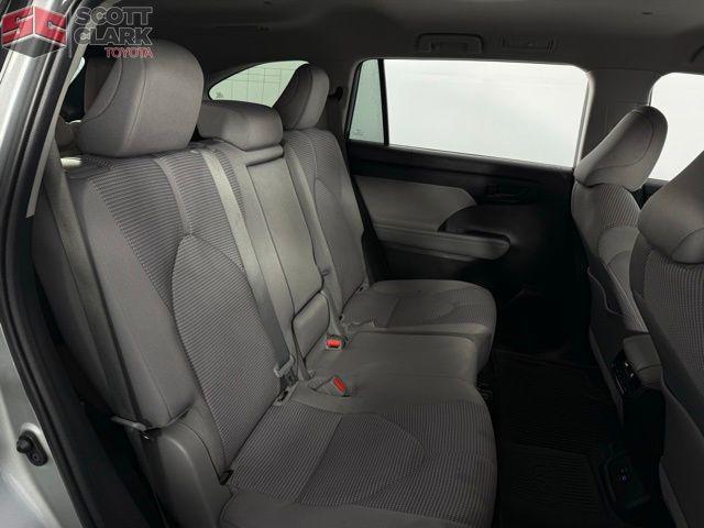 used 2022 Toyota Highlander car, priced at $29,703