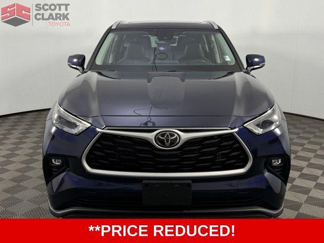 used 2022 Toyota Highlander car, priced at $40,578