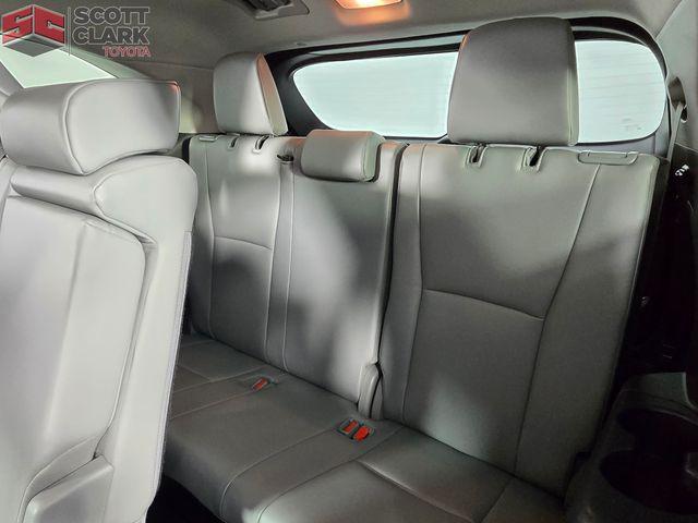 used 2022 Toyota Highlander car, priced at $36,243