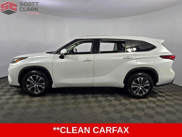 used 2022 Toyota Highlander car, priced at $36,243