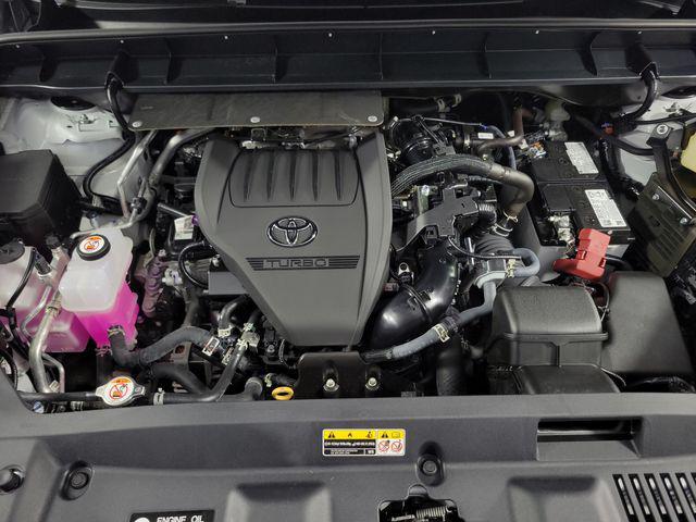 used 2025 Toyota Highlander car, priced at $47,867