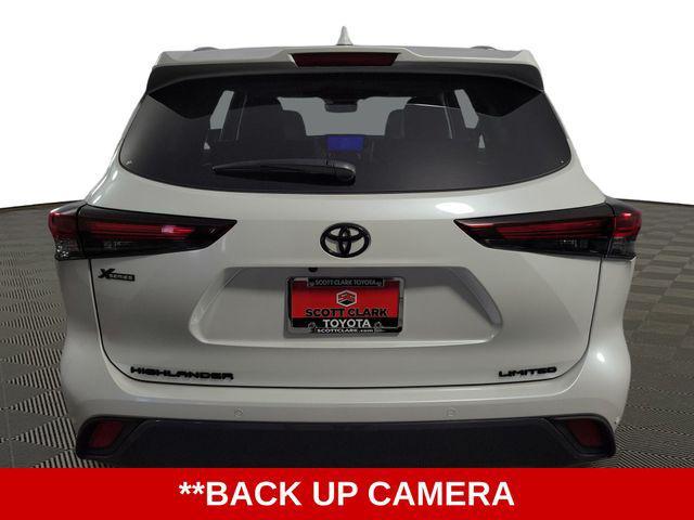 used 2025 Toyota Highlander car, priced at $47,867