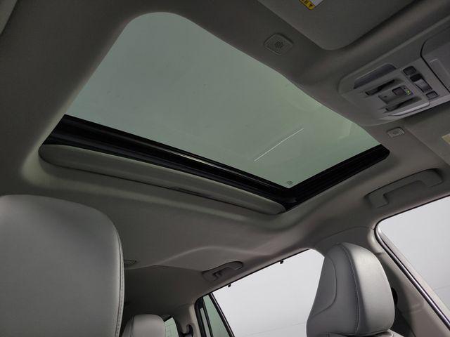 used 2025 Toyota Highlander car, priced at $47,867