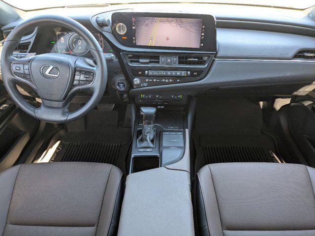 used 2022 Lexus ES 300h car, priced at $35,700