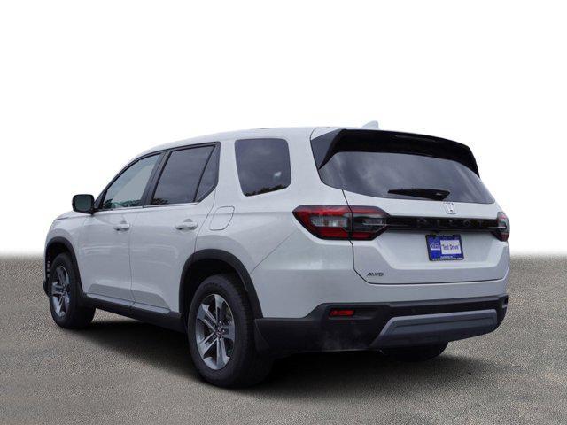 new 2025 Honda Pilot car, priced at $44,985