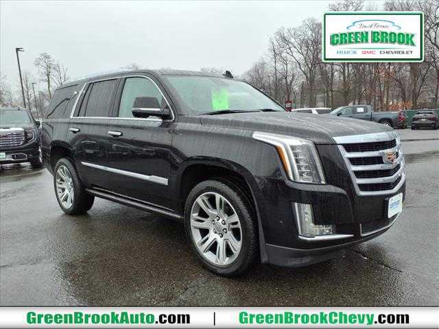 used 2020 Cadillac Escalade car, priced at $42,495