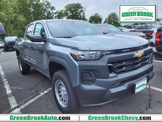 new 2024 Chevrolet Colorado car, priced at $35,805