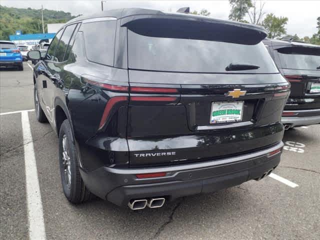 new 2024 Chevrolet Traverse car, priced at $38,995