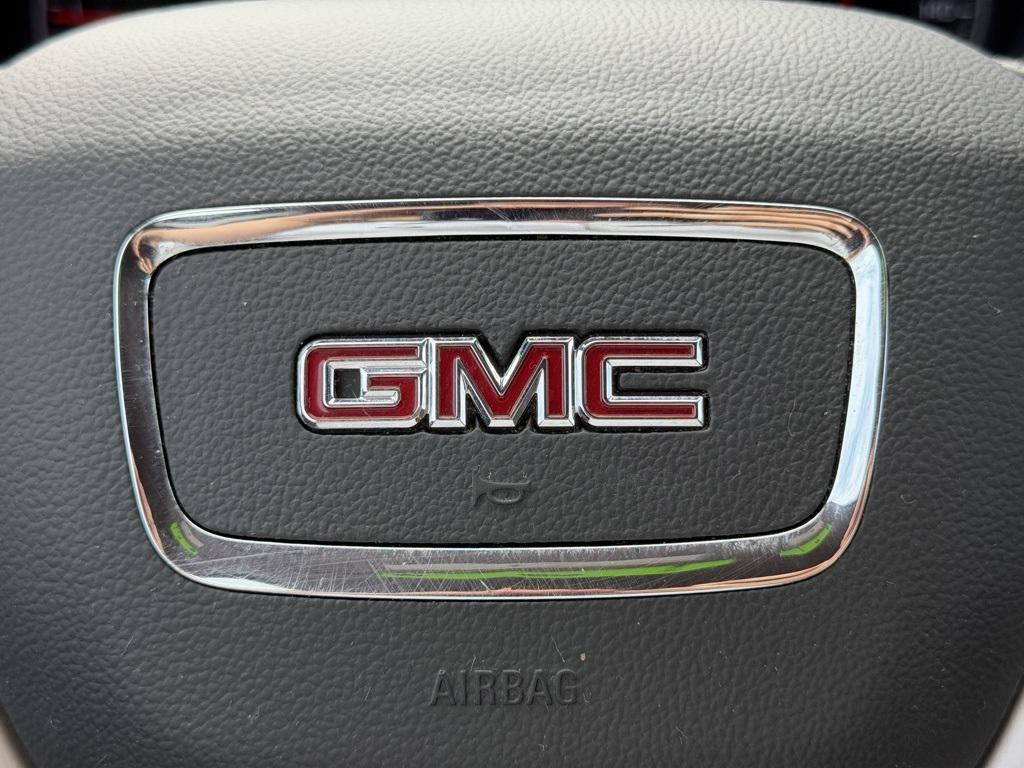 used 2022 GMC Acadia car, priced at $27,656
