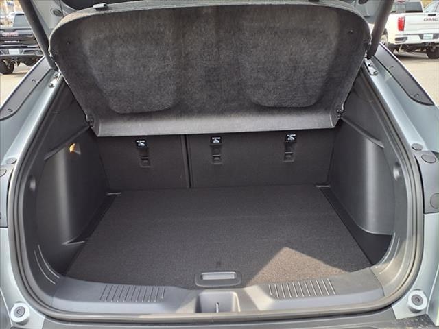 new 2025 Buick Envista car, priced at $26,942