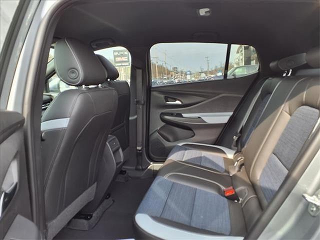 new 2025 Buick Envista car, priced at $26,942