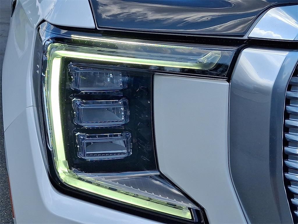 used 2024 GMC Yukon car, priced at $72,697