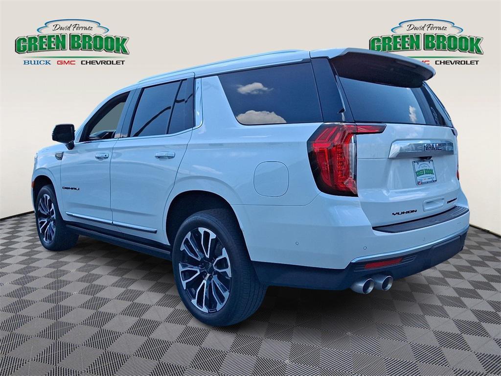used 2024 GMC Yukon car, priced at $72,697