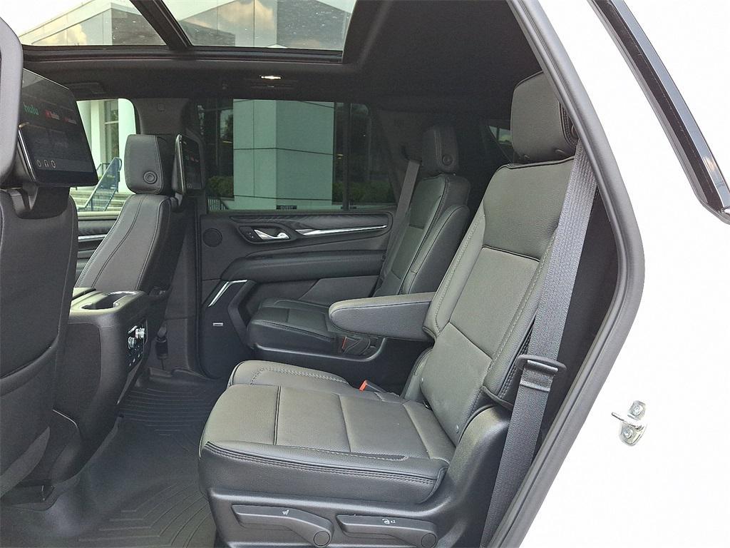 used 2024 GMC Yukon car, priced at $72,697