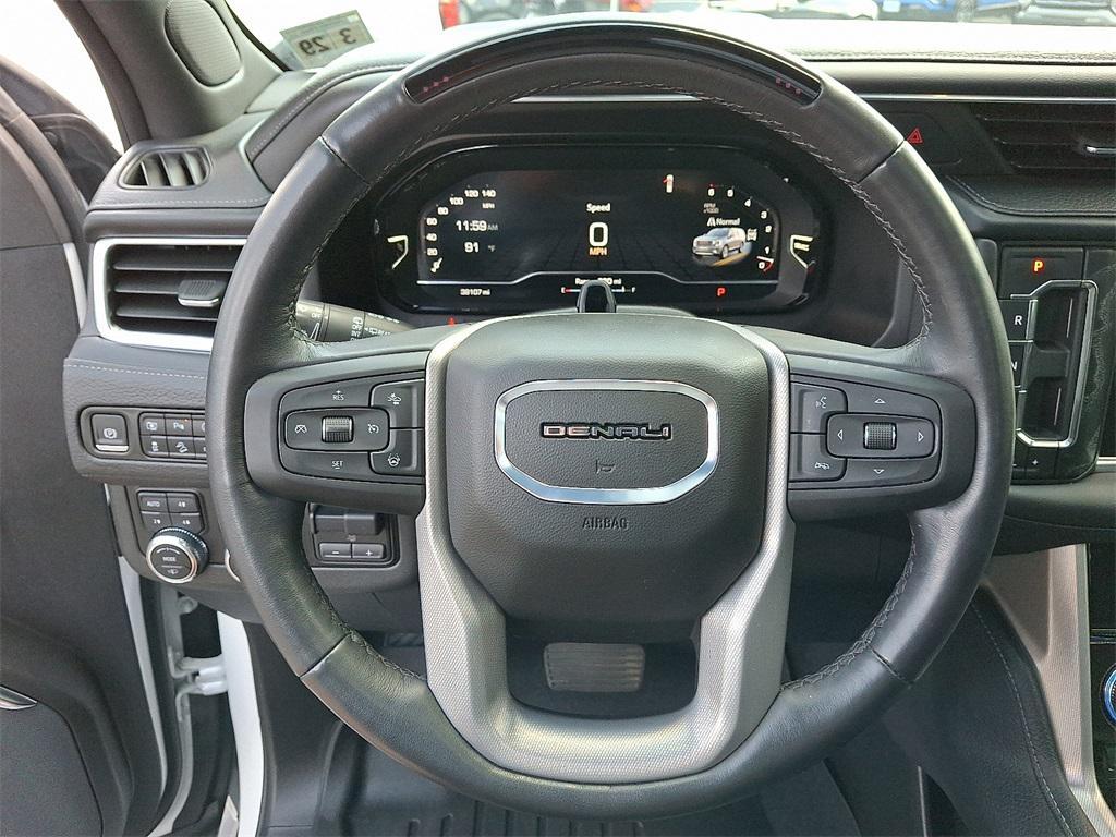 used 2024 GMC Yukon car, priced at $72,697