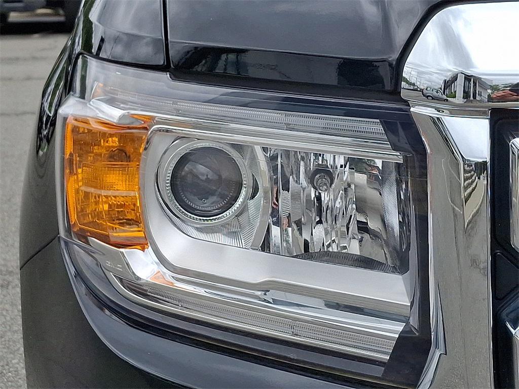 used 2021 GMC Canyon car, priced at $35,995