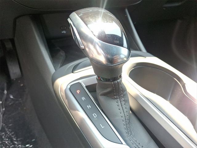 new 2025 Buick Envista car, priced at $27,180