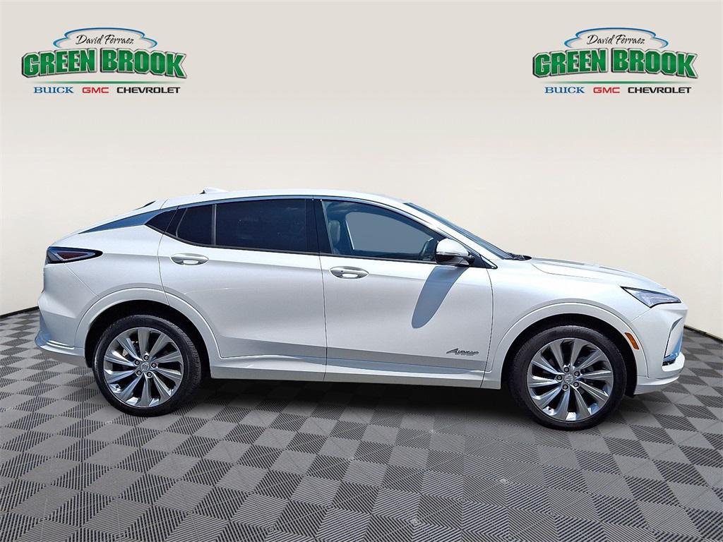 used 2024 Buick Envista car, priced at $27,034