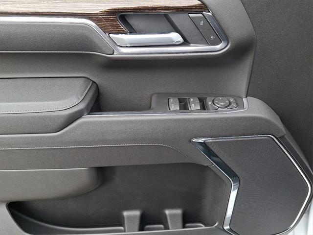new 2025 GMC Sierra 1500 car, priced at $57,495