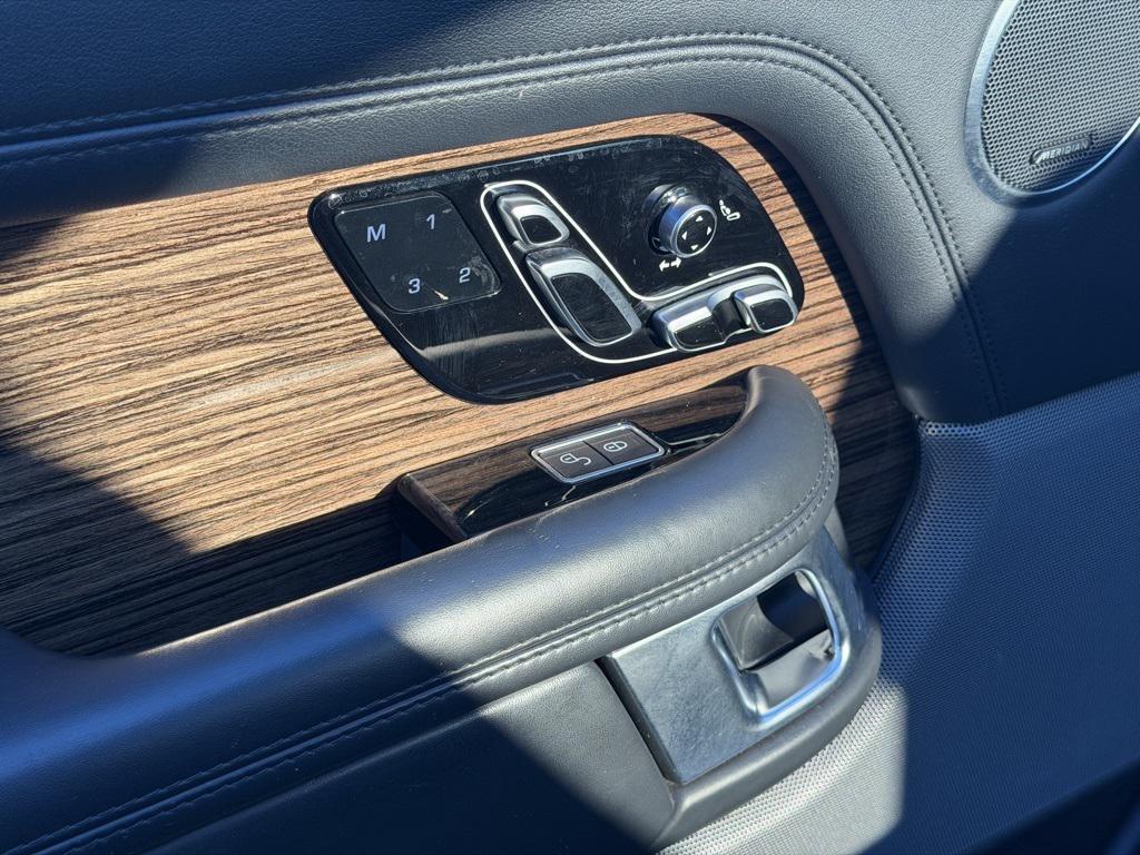 used 2018 Land Rover Range Rover car, priced at $25,595