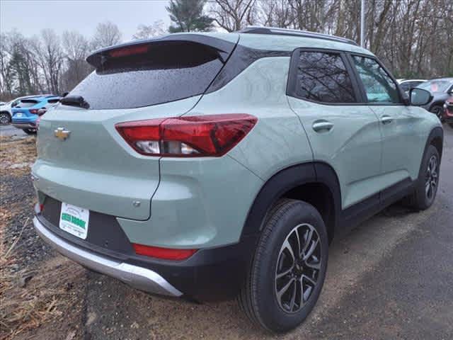 new 2025 Chevrolet TrailBlazer car, priced at $30,080