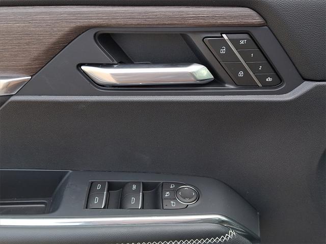 new 2025 GMC Acadia car, priced at $59,590