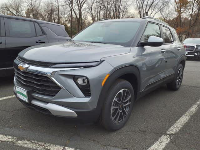 new 2025 Chevrolet TrailBlazer car, priced at $30,330