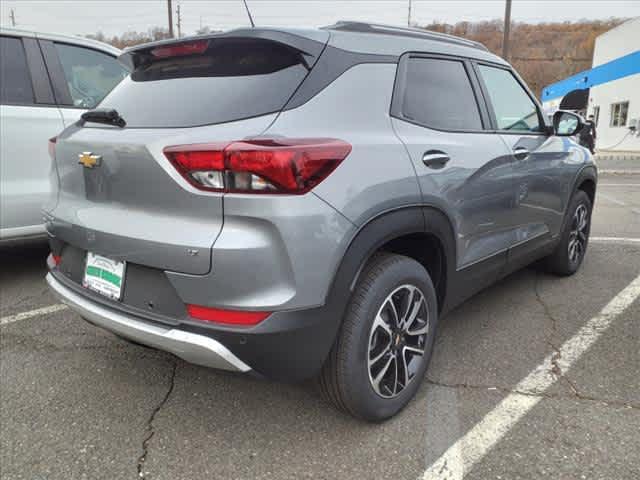 new 2025 Chevrolet TrailBlazer car, priced at $30,330