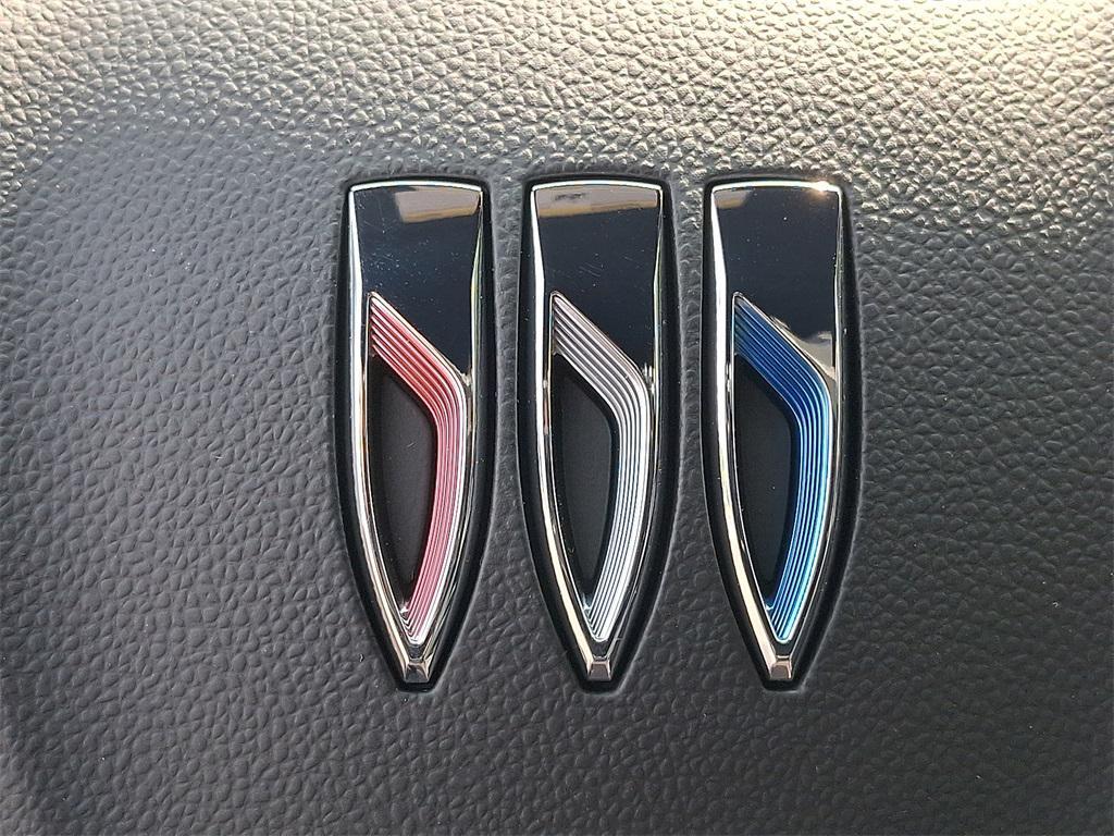 new 2025 Buick Envista car, priced at $26,540