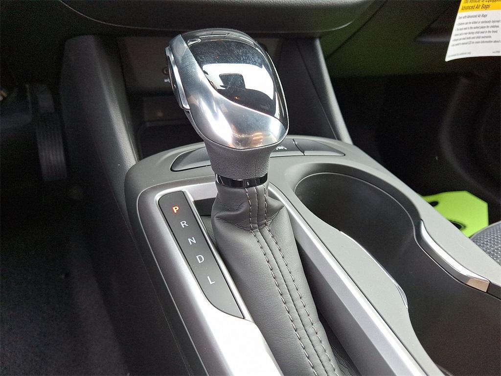 new 2025 Buick Envista car, priced at $26,540