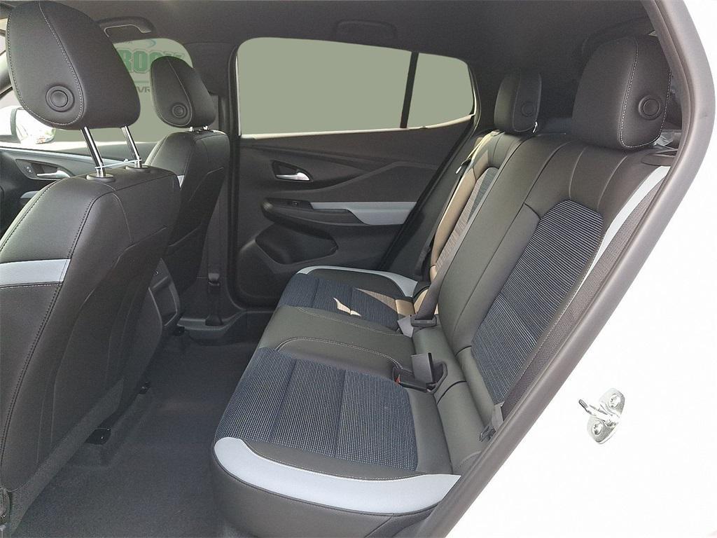 new 2025 Buick Envista car, priced at $26,540