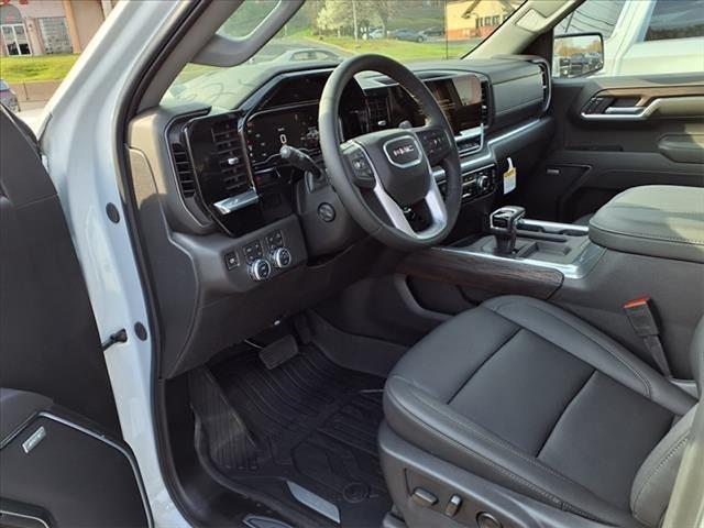 new 2025 GMC Sierra 1500 car, priced at $64,225
