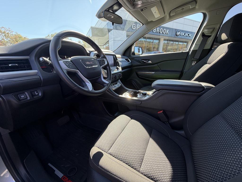 used 2023 GMC Acadia car, priced at $29,622