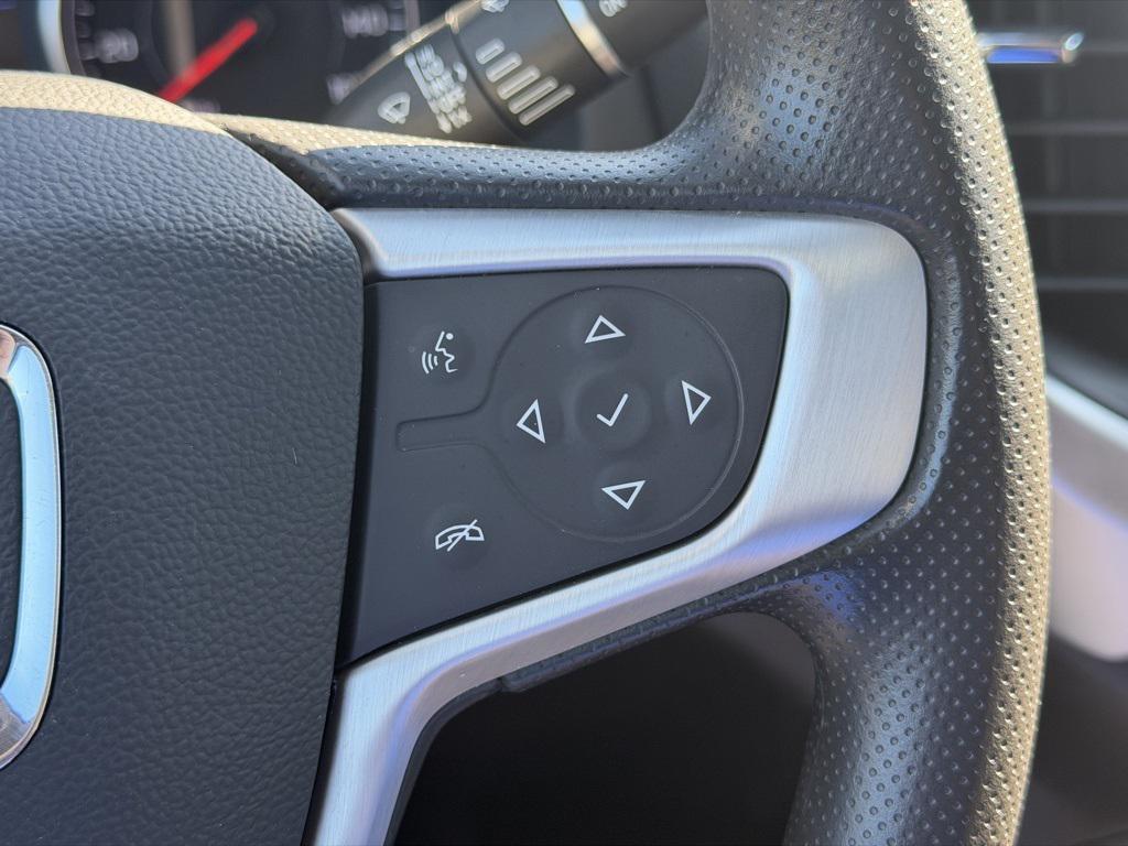 used 2023 GMC Acadia car, priced at $29,622