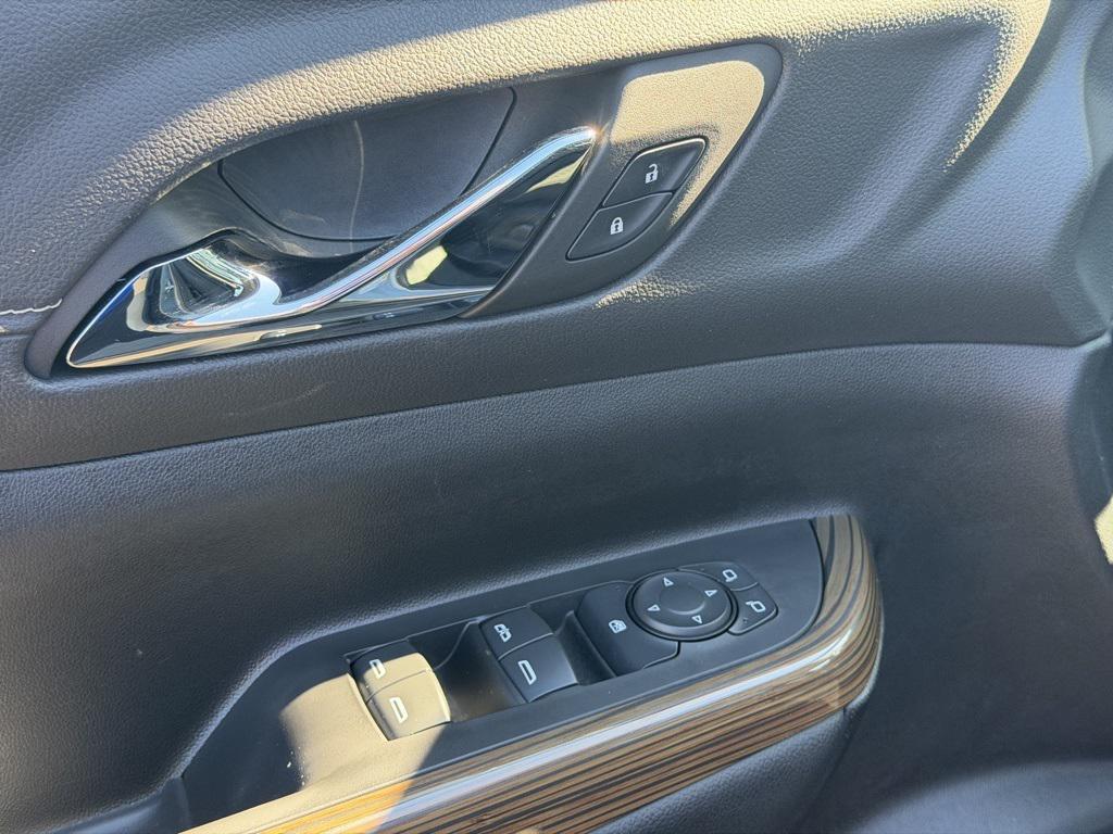 used 2023 GMC Acadia car, priced at $29,622