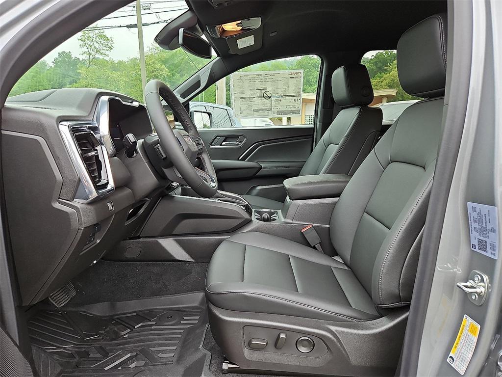 new 2025 GMC Canyon car, priced at $48,920