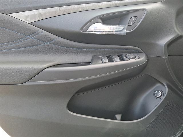 new 2025 Buick Envista car, priced at $28,185