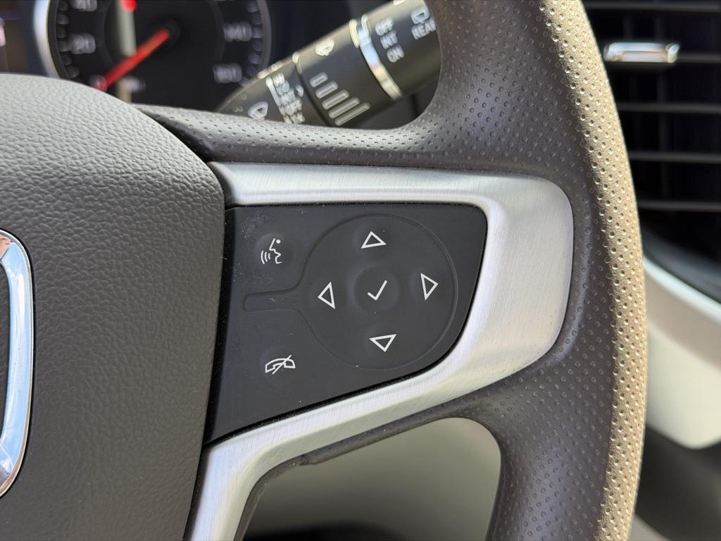 used 2023 GMC Acadia car, priced at $25,995