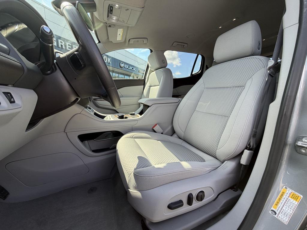 used 2023 GMC Acadia car, priced at $25,995