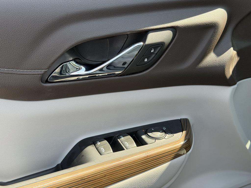 used 2023 GMC Acadia car, priced at $25,995