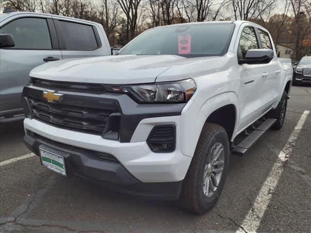 new 2024 Chevrolet Colorado car, priced at $43,050