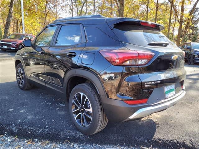 new 2025 Chevrolet TrailBlazer car, priced at $30,330