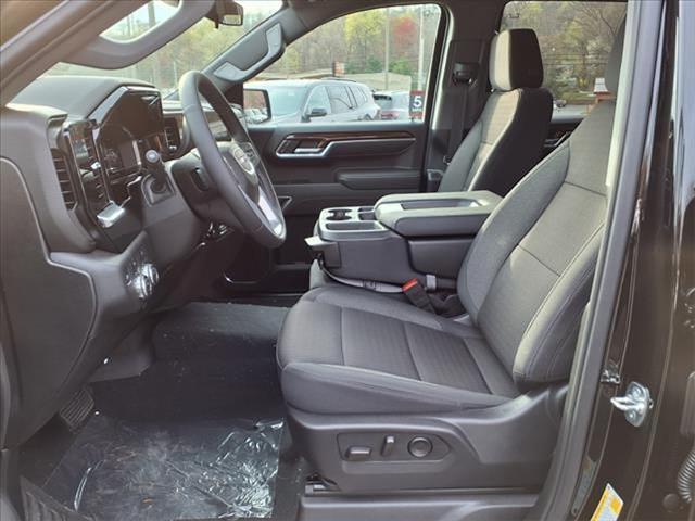 new 2025 GMC Sierra 1500 car, priced at $57,390