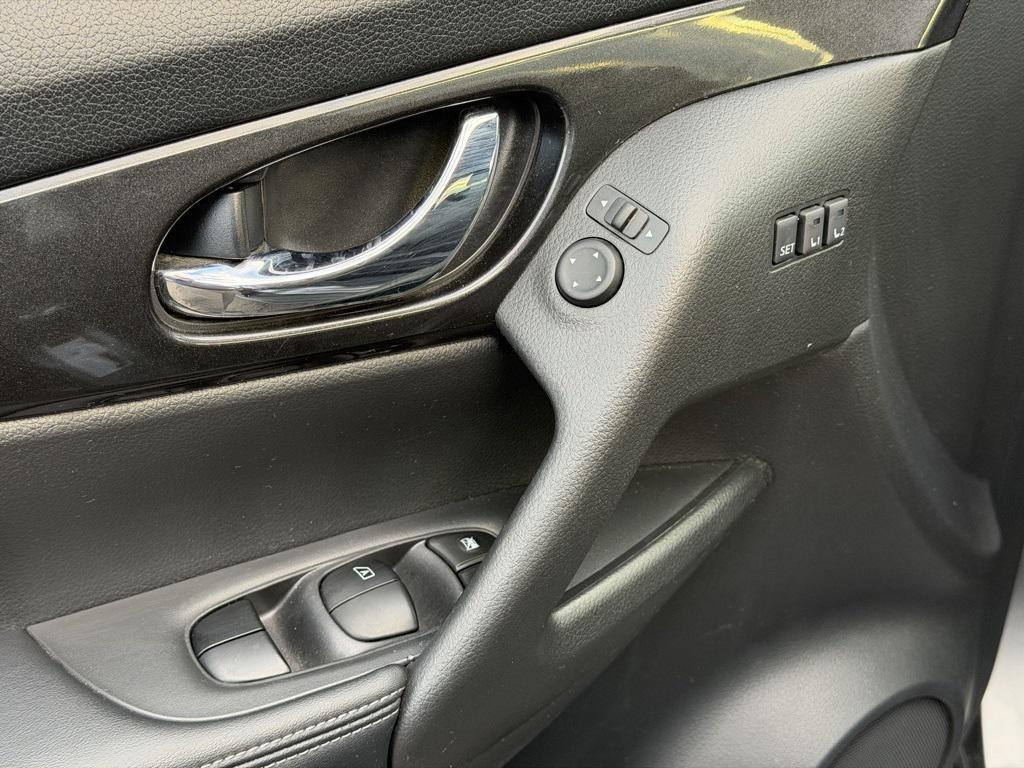 used 2018 Nissan Rogue car, priced at $14,995