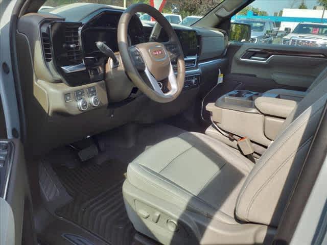 new 2025 GMC Sierra 1500 car, priced at $58,235